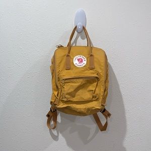 Authentic Fjallraven Kanken Backpack